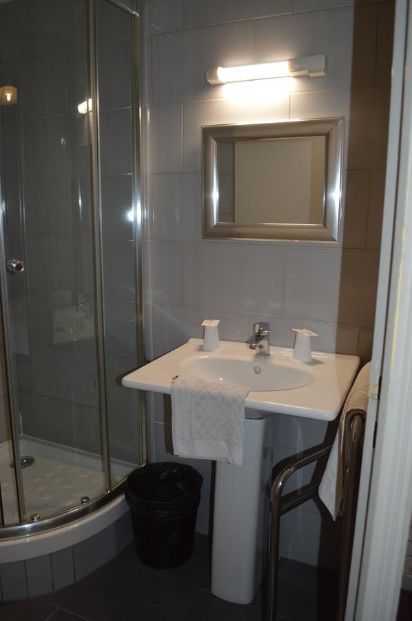 Hotel Au Picardy Ница Екстериор снимка